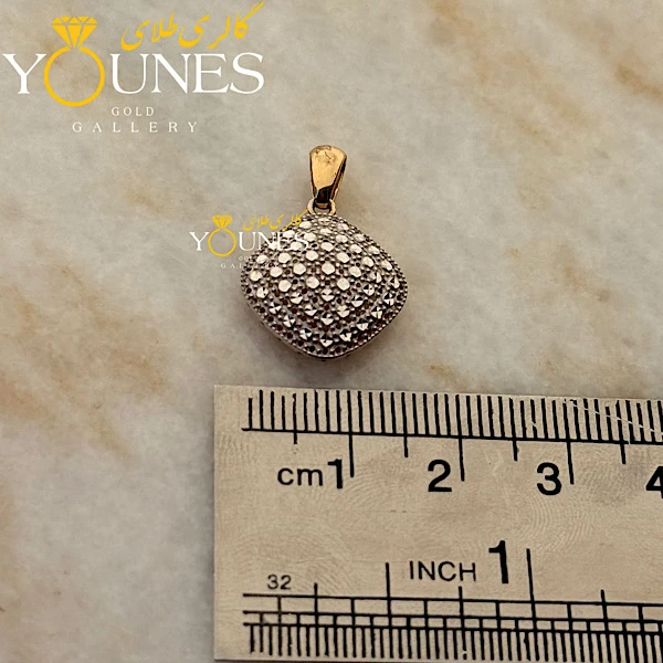 آویز طلا لوزی تراش دار سفید